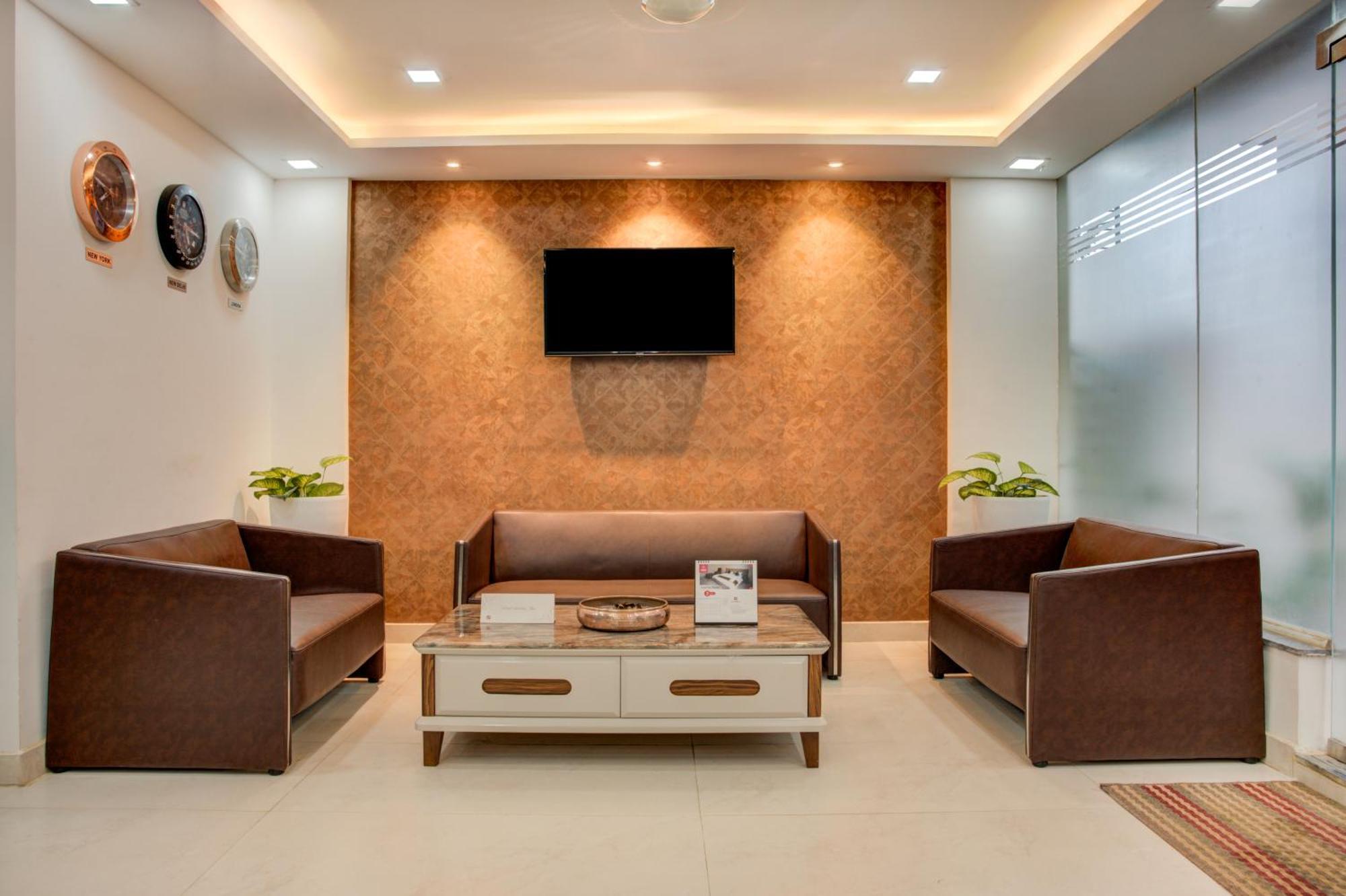 Hotel Sterling Inn Bangalore International Airport Yelahanka Exterior foto